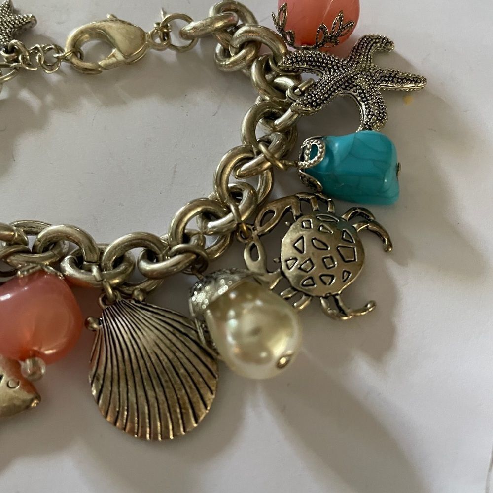 “Charming Silvertone Sea Life Bracelet - Dive into Coastal Delights!” - Picture 2 of 4